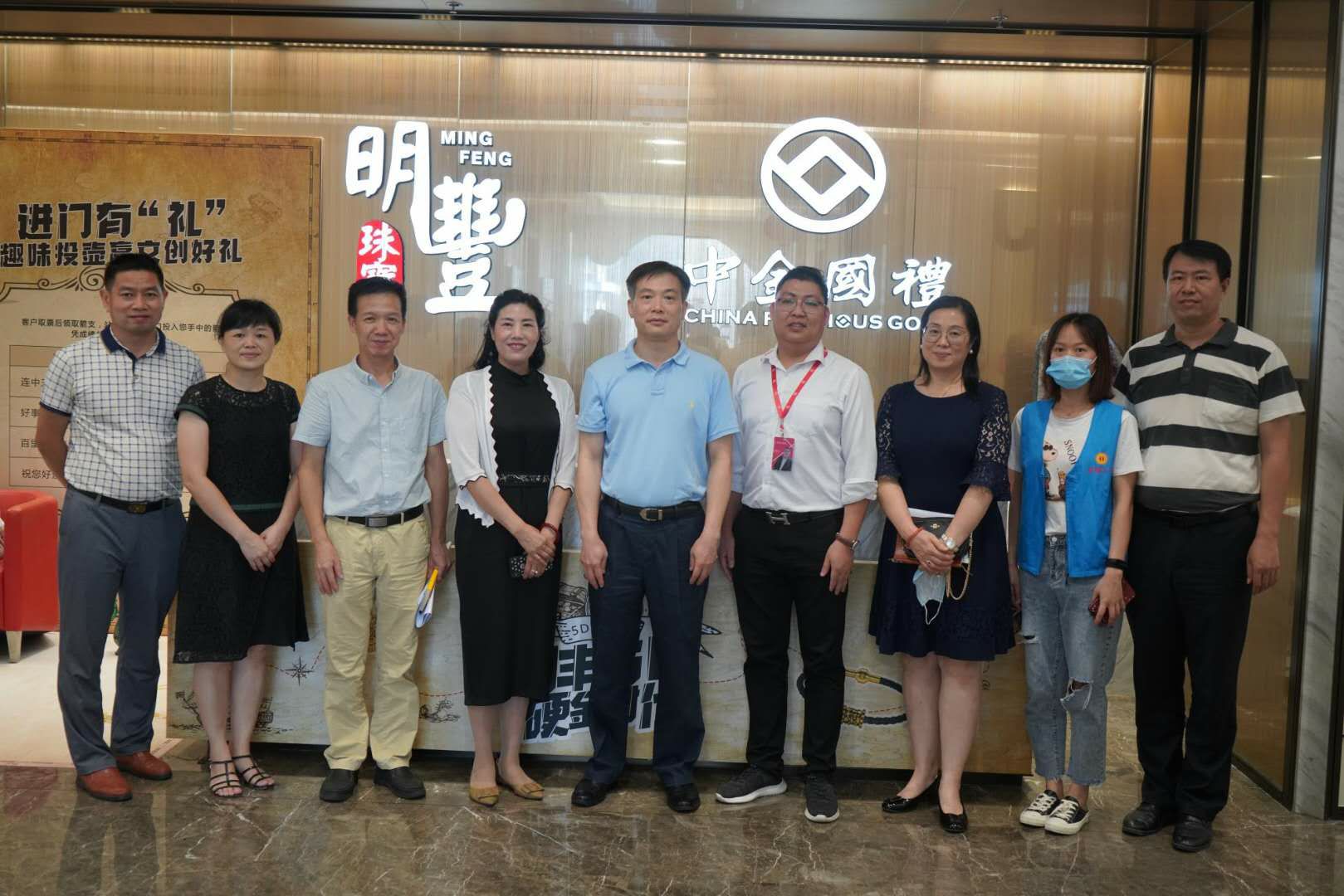 深圳市罗湖区总工会领导莅临宁波袁浩文化创意活动有限公司参观指导